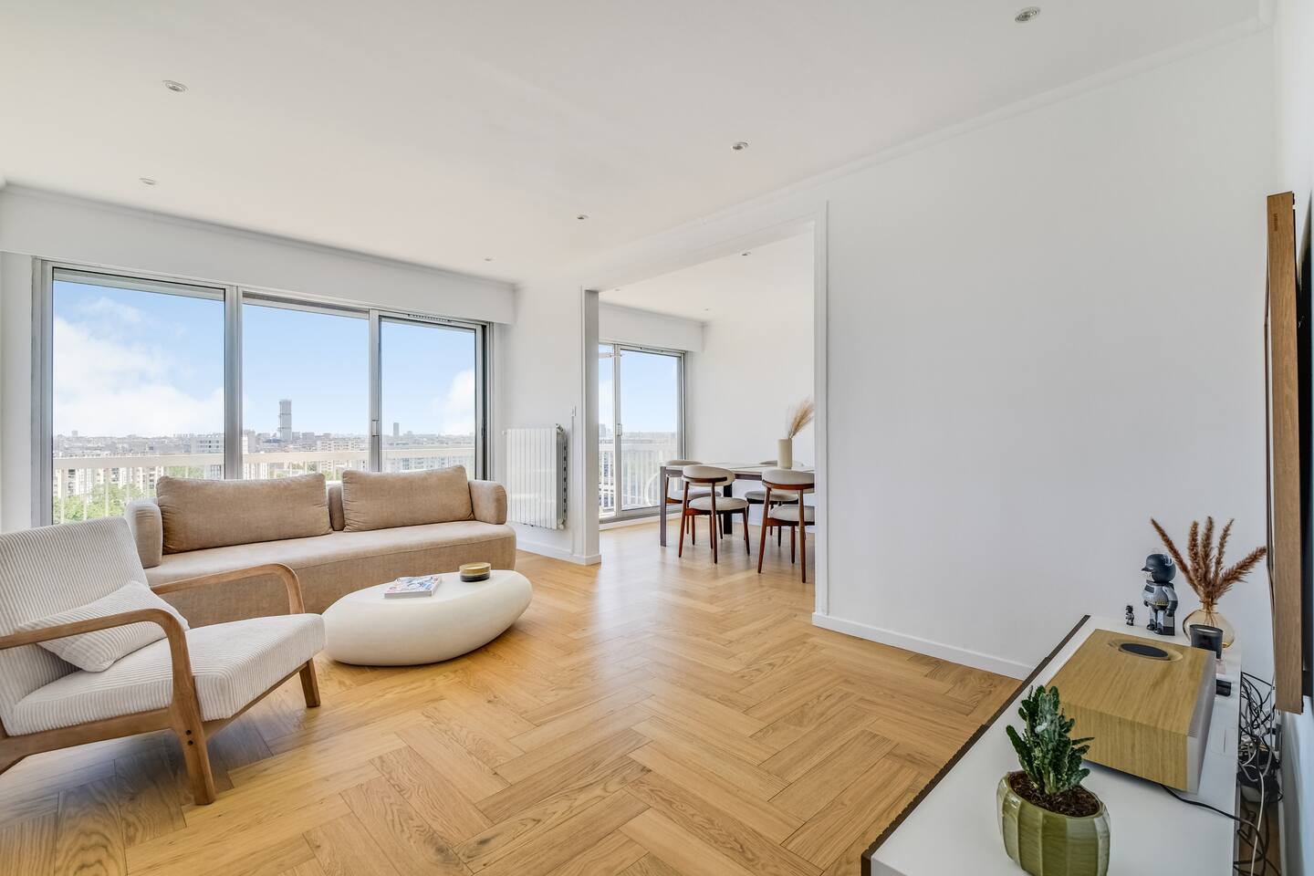 Duplex luxe Tour Eiffel Jacuzzi 6 pers -3 Br
