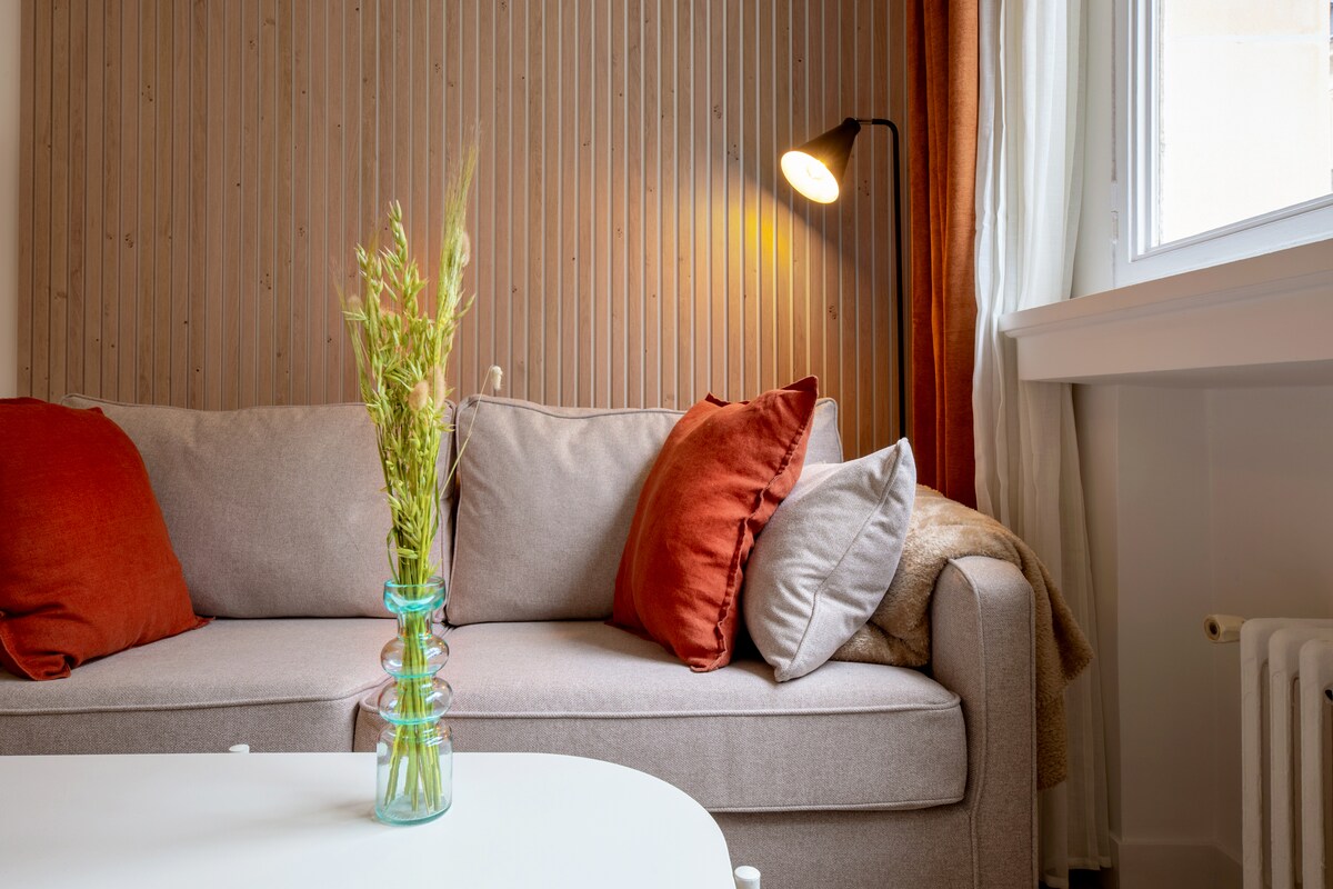 Montaigne Royal Suite